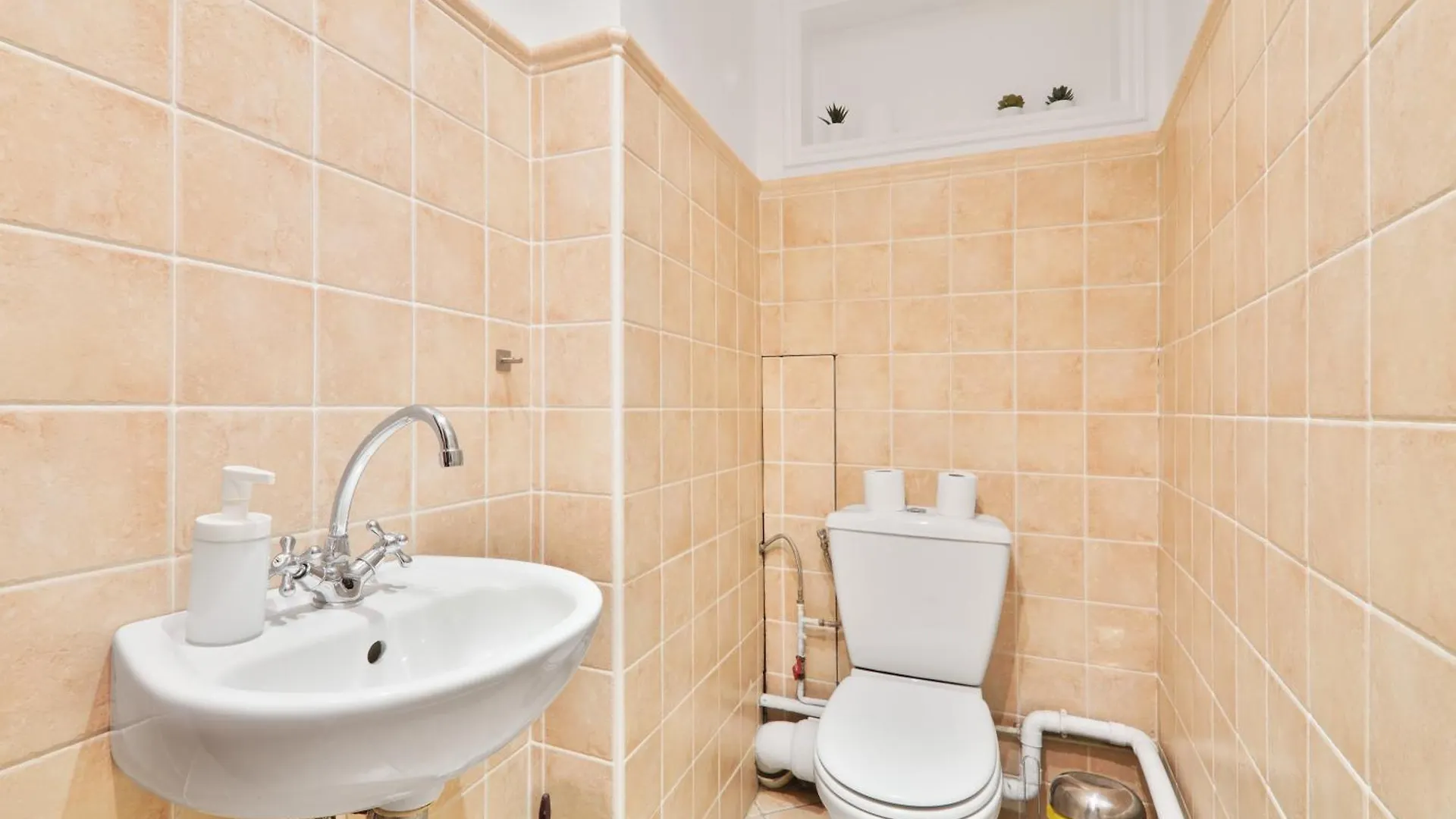 Quartier Saint Marcel Free Netflix Daire *